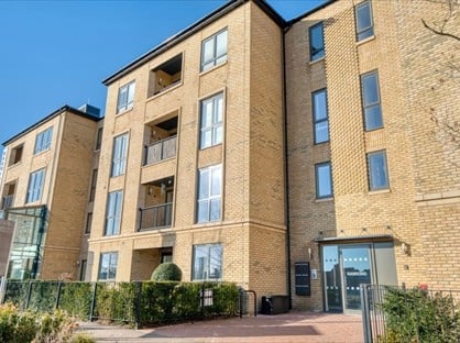 2 Bed Flat, Lawrence Weaver Road, CB3