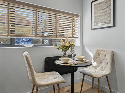 Studio Flat, High Road, N15
