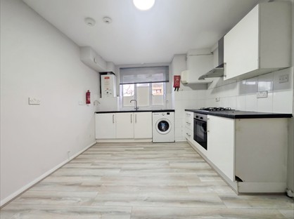 3 Bed Maisonette, High Road, N17