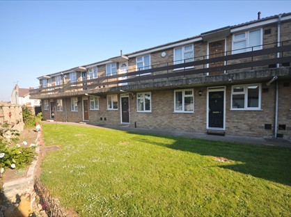 1 Bed Flat, Lancaster Close, CT12