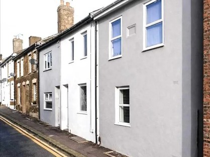 1 Bed Flat, Brompton Lane, ME2