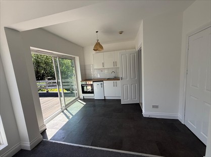 Studio Flat, Hoop Lane, NW11