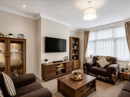 4 Bed Terraced House, Tadworth Road, NW2