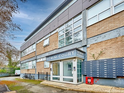 Studio Flat, Hemini Court, WD6
