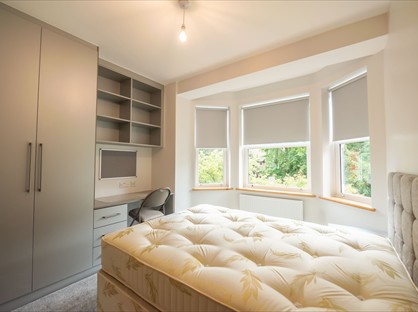 5 Bed End Terrace, Blenheim Gardens, RG1