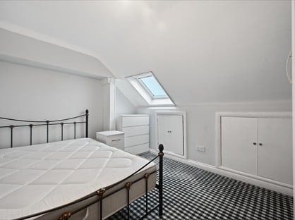 4 Bed Terraced House, Galloway Road, W12