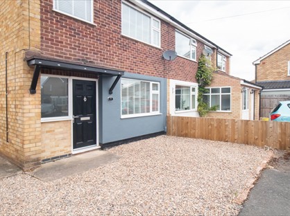 3 Bed Semi-Detached House, Ivanhoe Close, LE3
