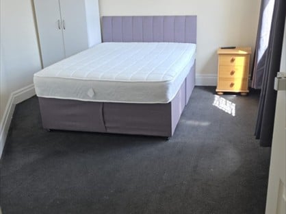 Room in a Shared House, Northgate, WF1