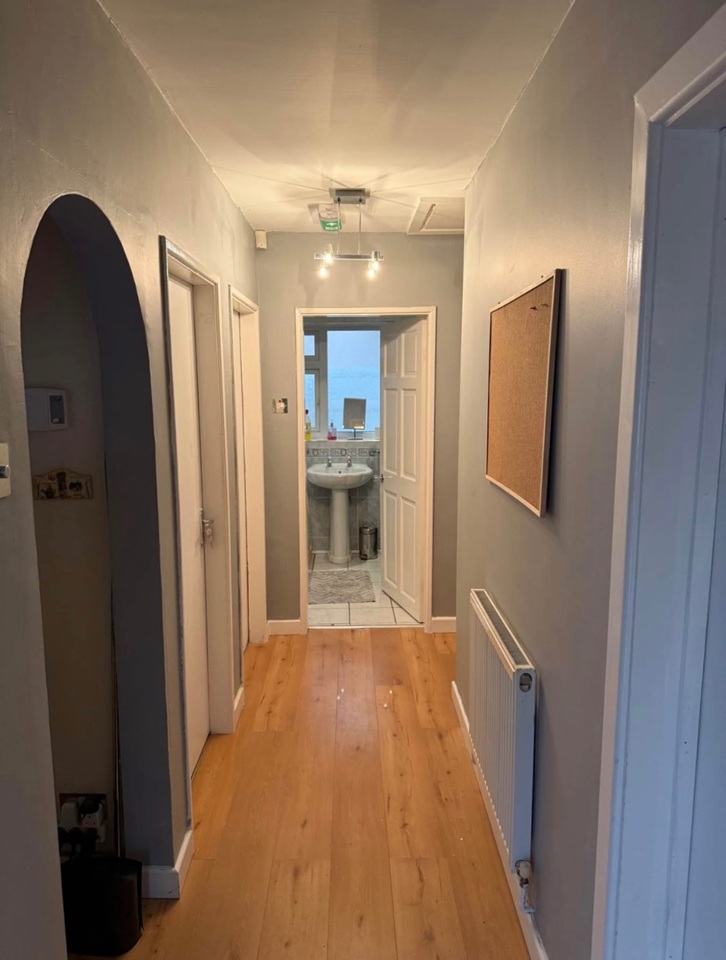 Room in a Shared House, Wheaton Vale, B20 photo 5