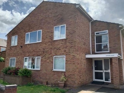 2 Bed Flat, Tan Lane, DY13