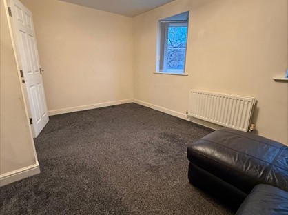 3 Bed Terraced House, Raynald Road, S2