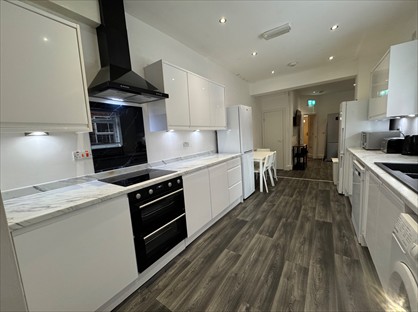 Room in a Shared House, Filey Road, M14