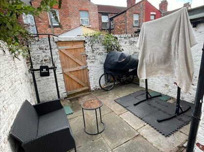 Room in a Shared House, Peter Road, L4