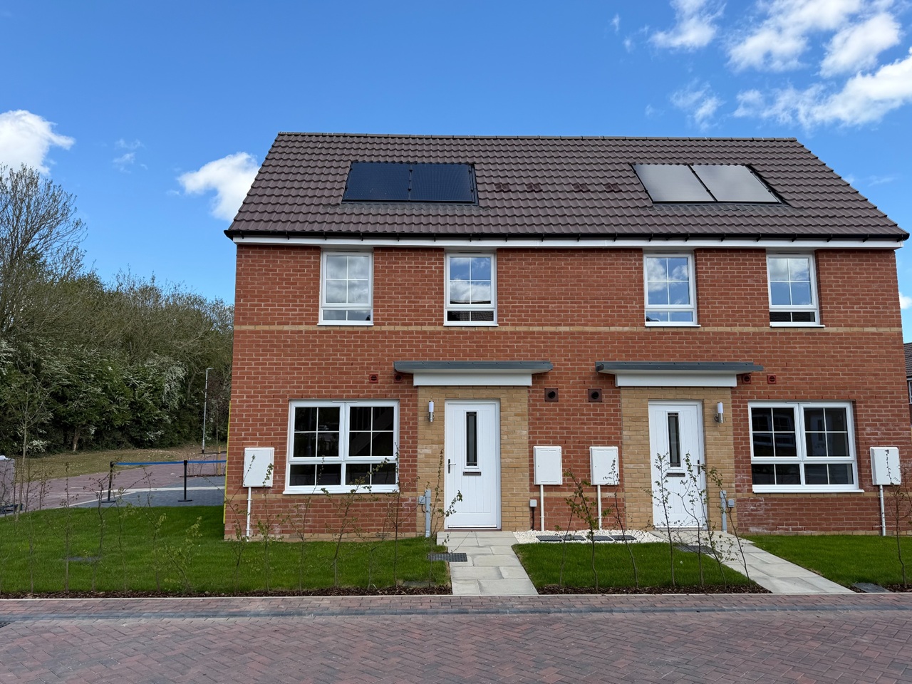 Driffield - 2 Bed Semi-Detached House, Norcliffe Dene, YO25 - To Rent ...