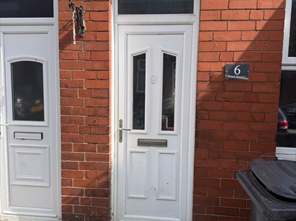 3 Bed Terraced House, Peel St, LL13