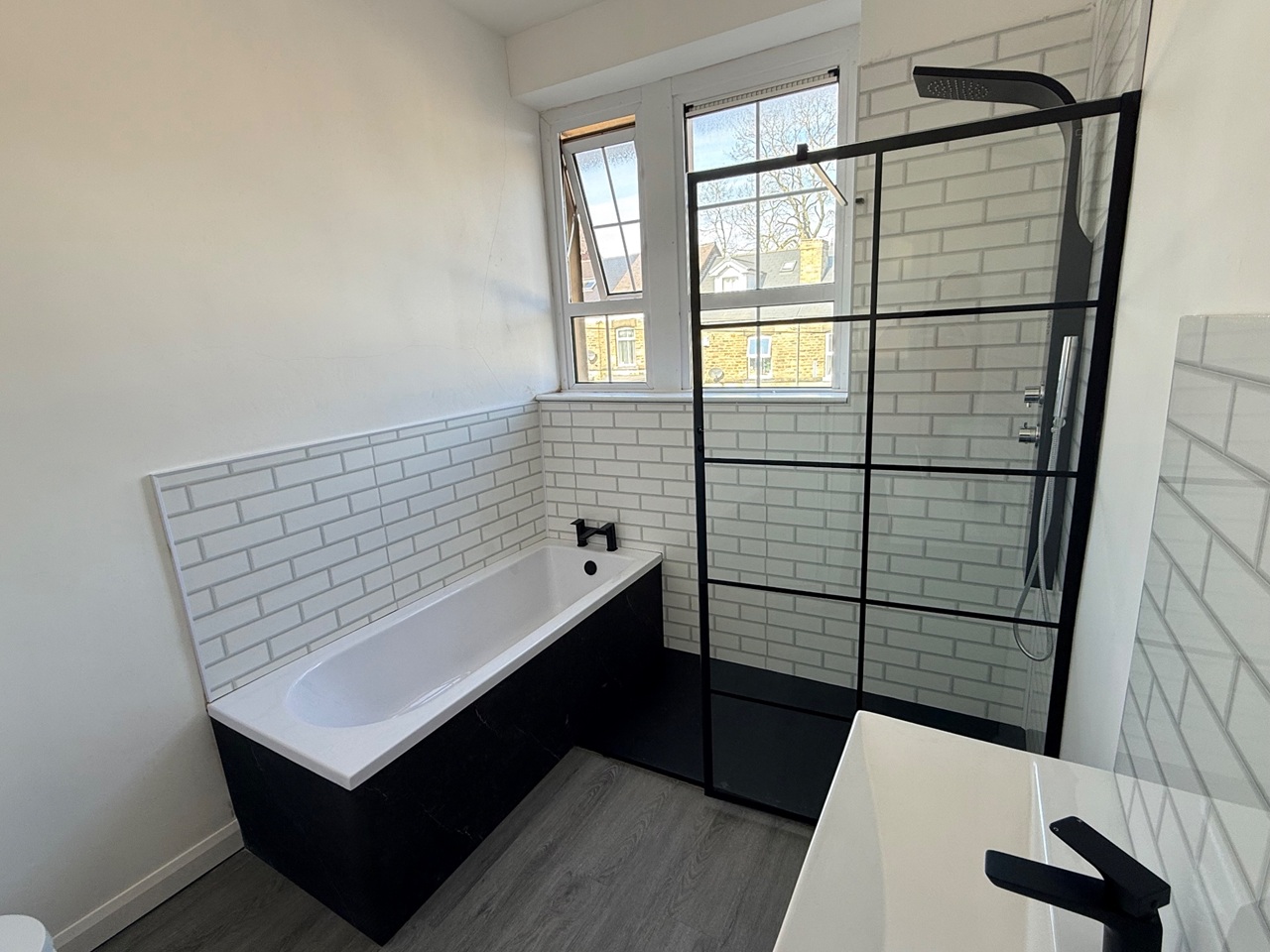 1 Bed Flat, Lydgate Lane, S10 photo 4