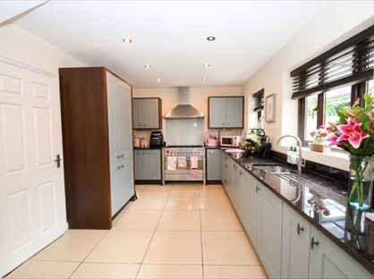 4 Bed End Terrace, Montonmill Gardens, M30