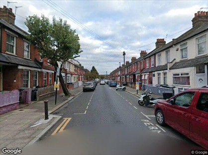 Room in a Shared House, Thackeray Avenue, N17