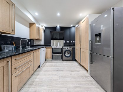 3 Bed Maisonette, Worple Road Mews, SW19