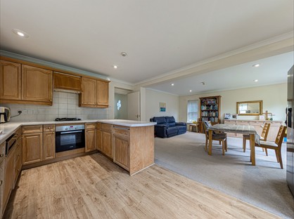 2 Bed Flat, Worple Road, SW19