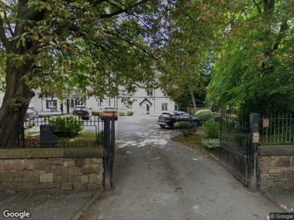 3 Bed Flat, Lyndhurst Road, L18
