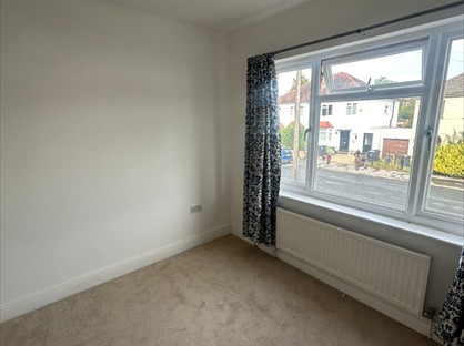 3 Bed Semi-Detached House, Ingram Road, CR7