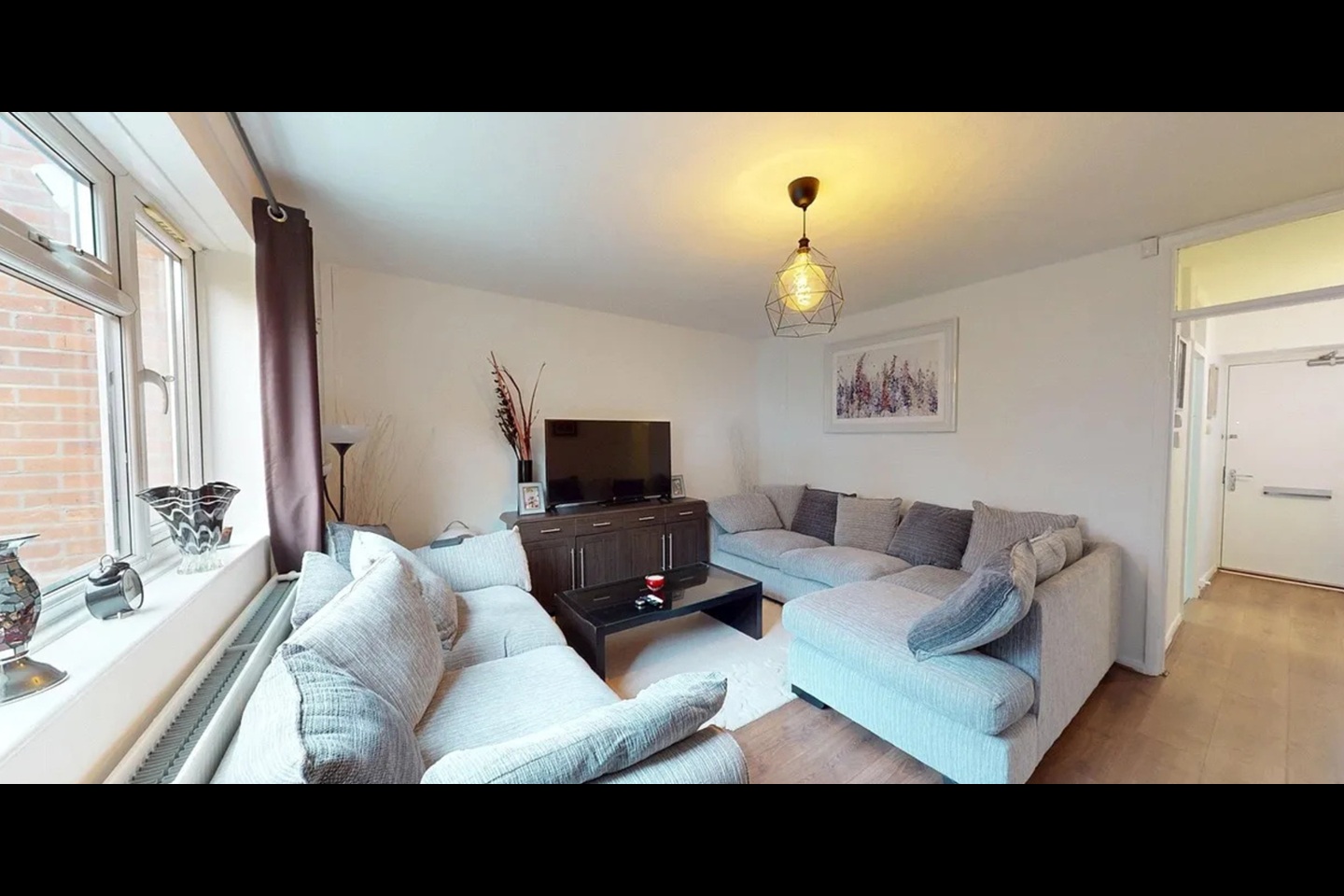 2 Bed Maisonette, Hursthead Walk, M13