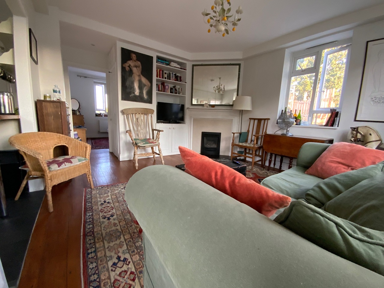 2 Bed Flat, Tulse Hill, SW2 photo 2