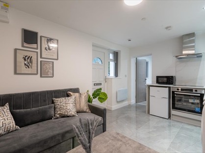 2 Bed Flat, Bruce St, CF24