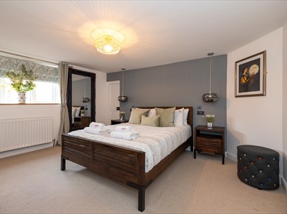 3 Bed Flat, New St, WR1
