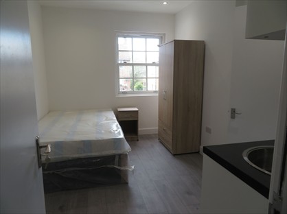 Studio Flat, Middle Road, HA2