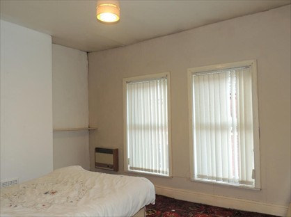 3 Bed Flat, Westhome Avenue, SK4