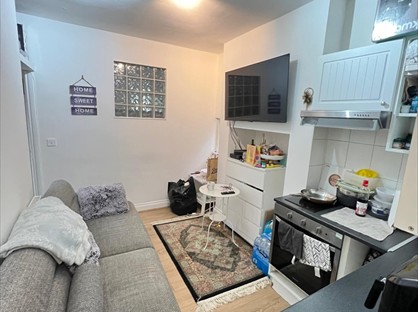 Studio Flat, Station Road, NW4
