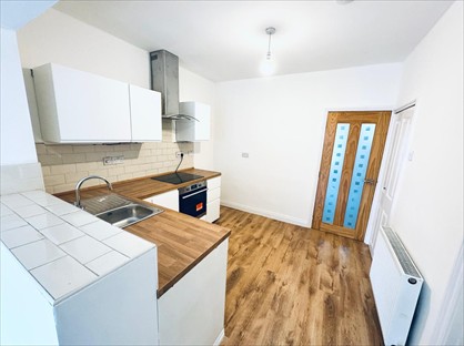 2 Bed Terraced House, Leopold St, S70