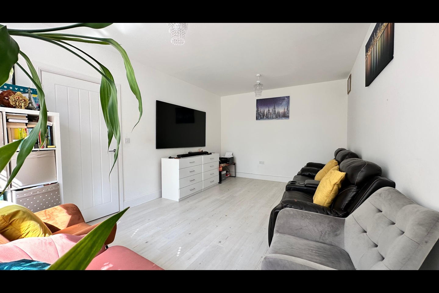 Reading - 4 Bed Detached House, Allen Way, RG2 - To Rent Now for £2,650 ...