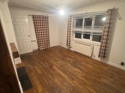 4 Bed Semi-Detached House, Heron Park, PE1