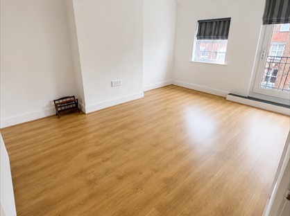 2 Bed Flat, Green Lane, HA6