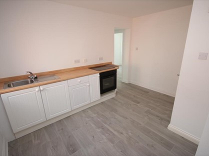 1 Bed Flat, Heron Court Road, BH3