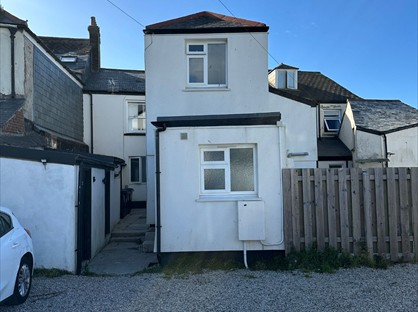 2 Bed Flat, Lemon St, TR1