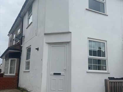 2 Bed Semi-Detached House, Southwood Road, CT11