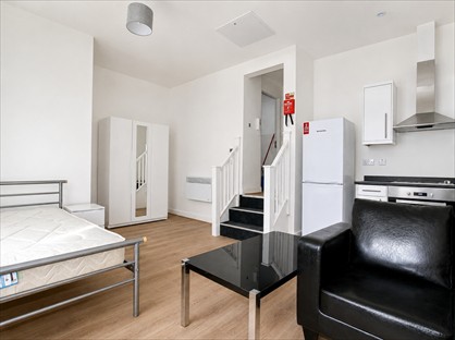 Studio Flat, Granby Street, LE1