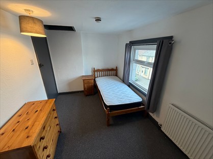 Room in a Shared House, St. John Street, TA6