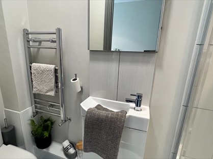 Room in a Shared House, Elwick Road, TN23