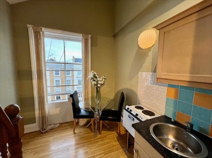 Studio Flat, St. Stephen's Gardens, W2