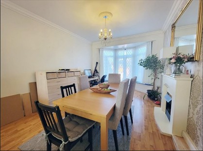 3 Bed End Terrace, Connaught Gardens, N13