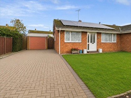 2 Bed Bungalow, Sceptre Close, CM9