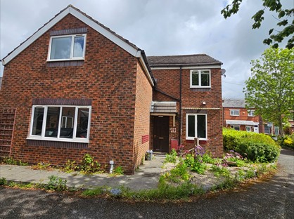 2 Bed Semi-Detached House, Beechwood Court, PR7