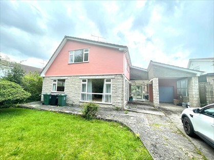 4 Bed Detached House, Manor Way, BS8