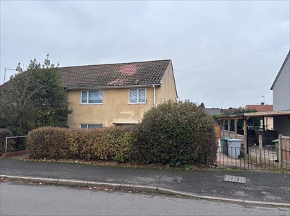 3 Bed Semi-Detached House, Tudor Crescent, NG21