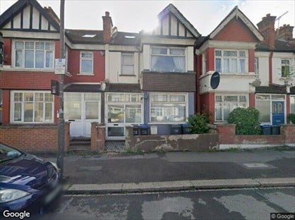Room in a Shared House, Durnsford Road, SW19